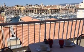Suite privée du balcon du vieux port Marseille
